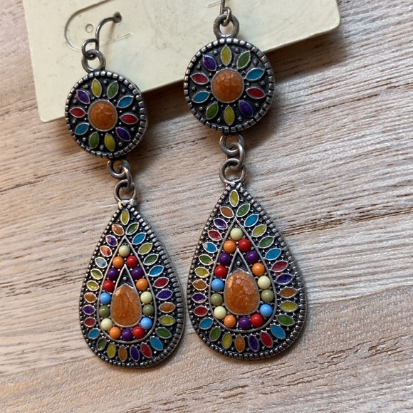 Boho Rainbow earrings NWT - Picture 10 of 10